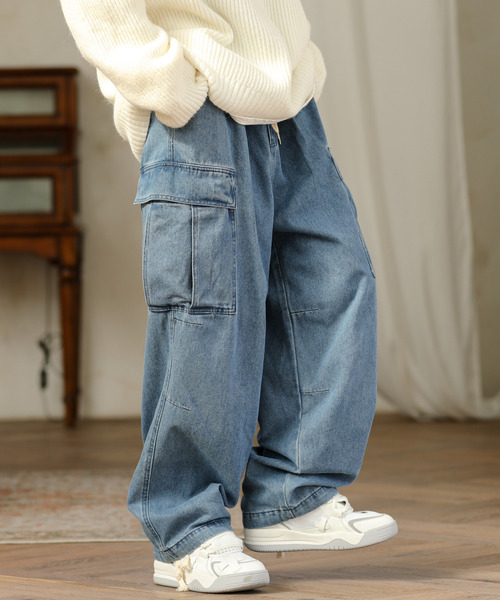 neos（ネオス）の「【neos -addictive design-】ルーズシルエット バルーン ワイド カーゴ デニム パンツ（デニムパンツ・メンズ・ブラック系その他/スミクロ/インディゴブルー/ブルー系その他/ブラック/サックスブルー・X-LARGE/MEDIUM/LARGE）」の5枚目の写真