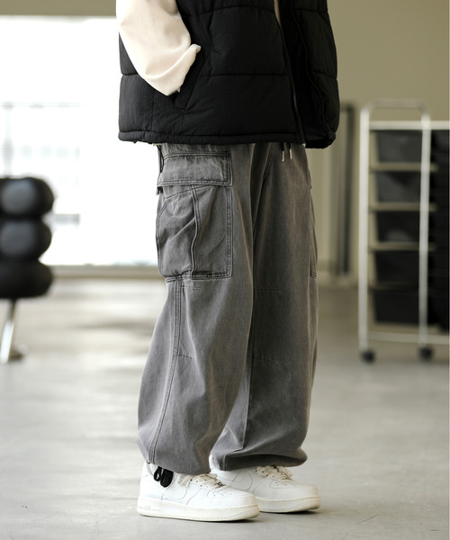 neos（ネオス）の「【neos -addictive design-】ルーズシルエット バルーン ワイド カーゴ デニム パンツ（デニムパンツ・メンズ・ブラック系その他/スミクロ/インディゴブルー/ブルー系その他/ブラック/サックスブルー・X-LARGE/MEDIUM/LARGE）」の14枚目の写真