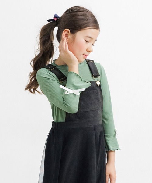 Bee des Bee(ビーデスビー)の「メロウハイネック フレア袖トップス(その他トップス・キッズ・モカ/キャメル/ピンク系/グレイッシュブルー/ブラック/ミント/ローズ系/ホワイト/ボルドー/ダークブルー・130cm/150cm/110cm/140cm/120cm/100cm)」の4枚目の写真