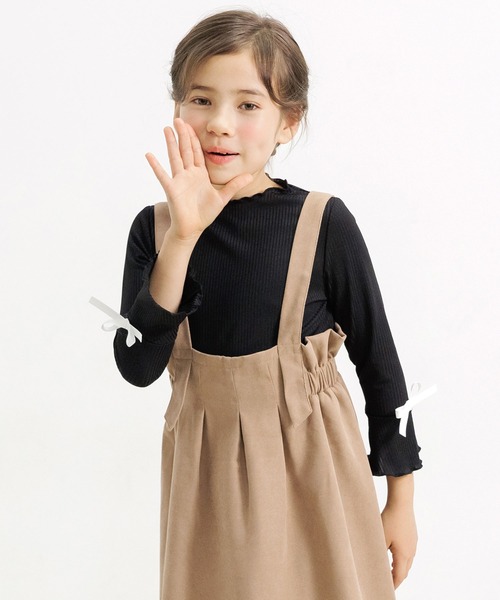 Bee des Bee(ビーデスビー)の「メロウハイネック フレア袖トップス(その他トップス・キッズ・モカ/キャメル/ピンク系/グレイッシュブルー/ブラック/ミント/ローズ系/ホワイト/ボルドー/ダークブルー・130cm/150cm/110cm/140cm/120cm/100cm)」の2枚目の写真