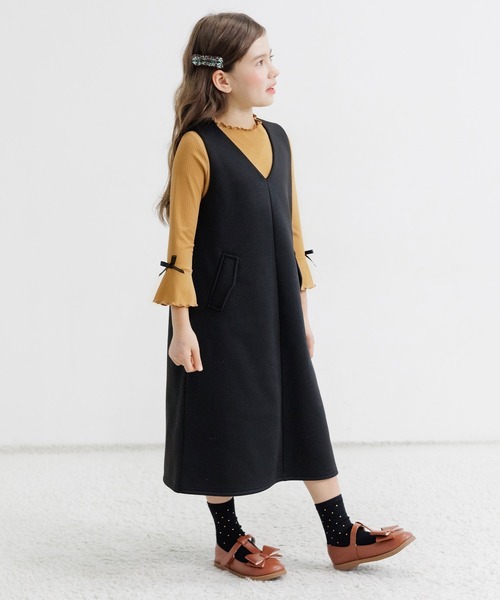 Bee des Bee(ビーデスビー)の「メロウハイネック フレア袖トップス(その他トップス・キッズ・モカ/キャメル/ピンク系/グレイッシュブルー/ブラック/ミント/ローズ系/ホワイト/ボルドー/ダークブルー・130cm/150cm/110cm/140cm/120cm/100cm)」の19枚目の写真