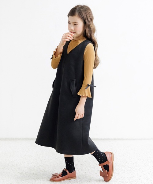 Bee des Bee(ビーデスビー)の「メロウハイネック フレア袖トップス(その他トップス・キッズ・モカ/キャメル/ピンク系/グレイッシュブルー/ブラック/ミント/ローズ系/ホワイト/ボルドー/ダークブルー・130cm/150cm/110cm/140cm/120cm/100cm)」の20枚目の写真