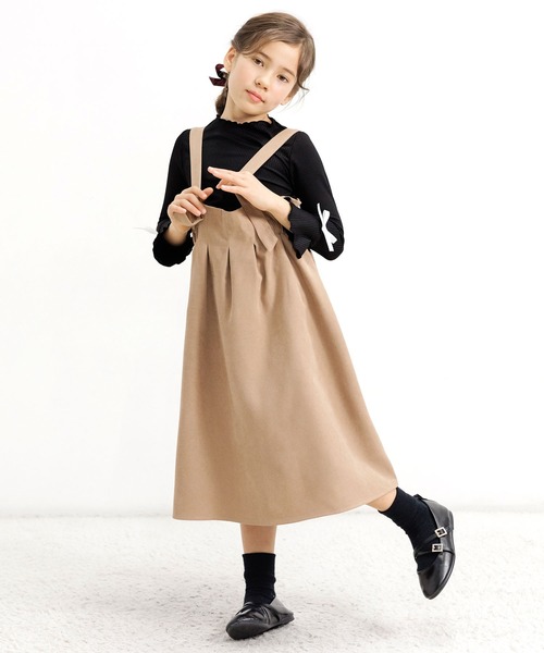 Bee des Bee(ビーデスビー)の「メロウハイネック フレア袖トップス(その他トップス・キッズ・モカ/キャメル/ピンク系/グレイッシュブルー/ブラック/ミント/ローズ系/ホワイト/ボルドー/ダークブルー・130cm/150cm/110cm/140cm/120cm/100cm)」の11枚目の写真