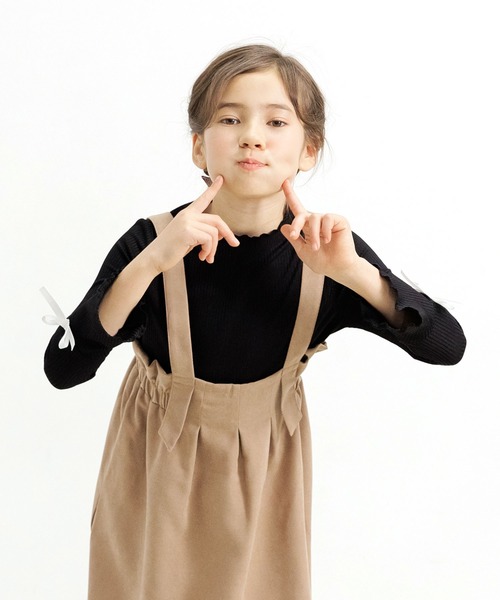 Bee des Bee(ビーデスビー)の「メロウハイネック フレア袖トップス(その他トップス・キッズ・モカ/キャメル/ピンク系/グレイッシュブルー/ブラック/ミント/ローズ系/ホワイト/ボルドー/ダークブルー・130cm/150cm/110cm/140cm/120cm/100cm)」の12枚目の写真