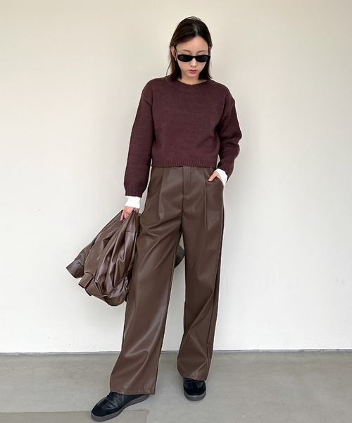 ENLIKE（エンリケ）の「PUストレートパンツ（その他パンツ・レディース・ブラウン/カーキ/ブラック・S/M）」の4枚目の写真