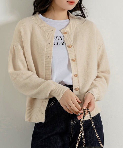 DAY CLOSET(デイ クローゼット)の「レディース 長袖ハートボタンのやわらかニットカーディガン(ニット/セーター・レディース・グレー/アイボリー/ブラック/ピンク/グリーン・FREE)」の11枚目の写真