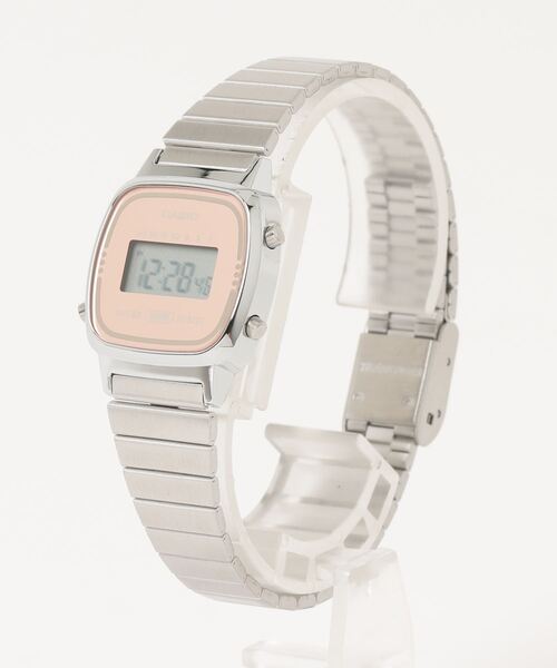 CASIO(カシオ)の「CASIO/カシオ 腕時計 CASIO CLASSIC LA670WES-4AJF(デジタル腕時計・メンズ・シルバー・FREE)」の5枚目の写真