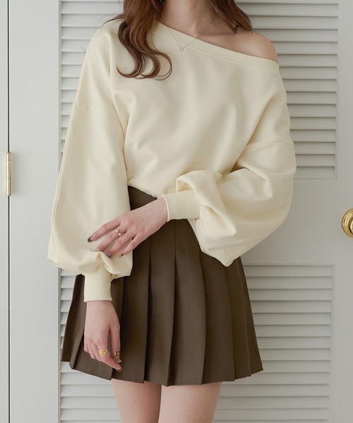 Ambre Neige（アンブルネージュ）の「ドロストショートスウェット／WEB/EC限定商品（スウェット・レディース・ライトグレー/ベビーピンク/アイボリー・FREE）」の2枚目の写真