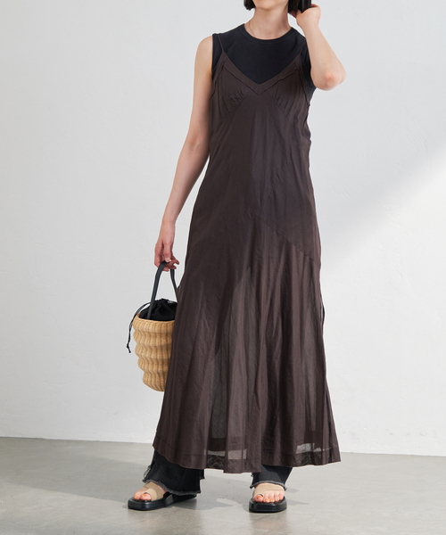 LE TALON(ルタロン)の「レザーアツゾコアシメサンダル(サンダル・レディース・ブラック系その他/ベージュ/ナチュラル・SMALL/MEDIUM/LARGE/X-LARGE)」の19枚目の写真