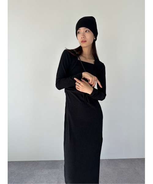 DRWCYS（ドロシーズ）の「デコルテリブカットワンピース（ワンピース・レディース・グレー/ブラック・FREE）」の3枚目の写真