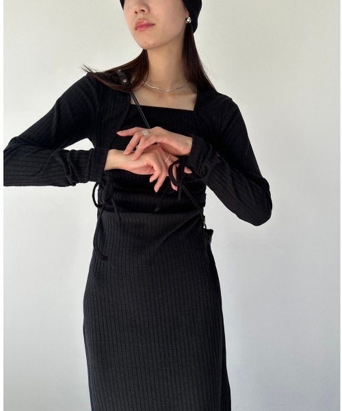 DRWCYS（ドロシーズ）の「デコルテリブカットワンピース（ワンピース・レディース・グレー/ブラック・FREE）」の6枚目の写真