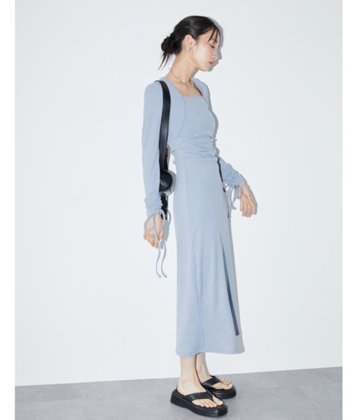 DRWCYS（ドロシーズ）の「デコルテリブカットワンピース（ワンピース・レディース・グレー/ブラック・FREE）」の18枚目の写真