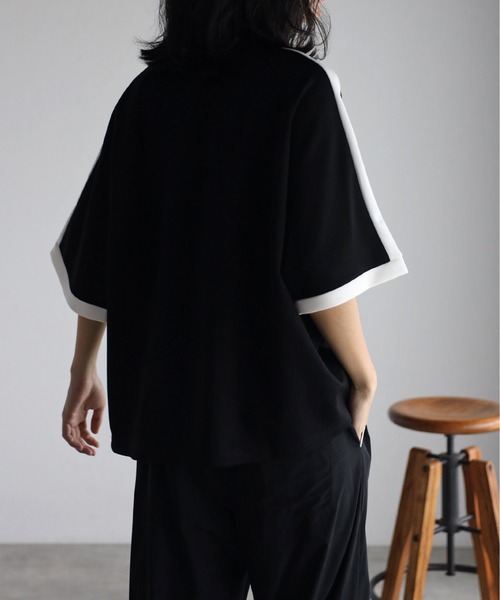 CREARE -LINO-(クレアーレリノ)の「ダンボール オーバーサイズ ライン Tシャツ<ユニセックス>(Tシャツ/カットソー・メンズ・ブラック/オフホワイト/ネイビー・M/L)」の16枚目の写真