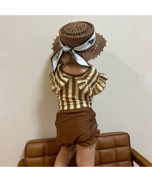 p.premier（ピードットプルミエ）の「ラッシュガードいらずのフリル衿セパレート水着（水着・キッズ・ブラック/イエロー/ブラウン・80/90/100/110/120/130/140）」の7枚目の写真