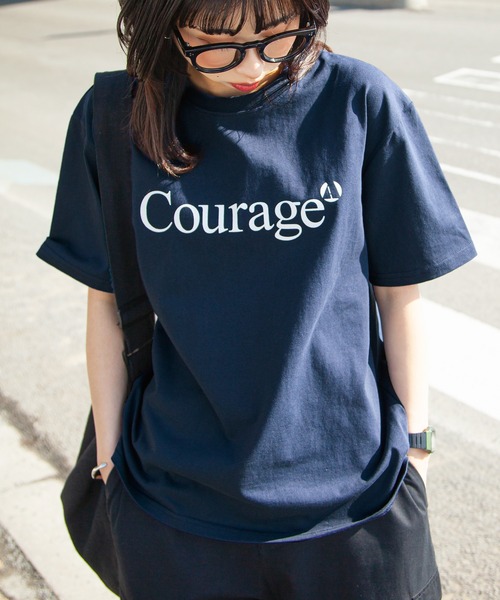 Chillfar(チルファー)の「アソートプリントロゴTシャツ(Tシャツ/カットソー・レディース・ホワイト系/ホワイト系1/ホワイト系2/ブラウン系1/杢グレー/ブルー/アイボリー系/グレー系/ネイビー系/ホワイト系3/ホワイト/ブラウン/アイボリー系1/グレー系1/ネイビー系1/オートミール/ネイビー/ブルー系/ブルー系1/イエロー系1・FREE)」の17枚目の写真