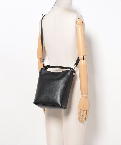 LAURA DI MAGGIO（ローラディマッジオ）の「(LAURA DI MAGGIO)ワンショルダートートバッグ（トートバッグ・レディース・ブラック/ピンク・FREE）」の6枚目の写真