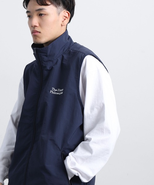 ZIP FIVE（ジップファイブ）の「【ZIP FIVE】 ナイロン テック フルジップ ワンポイント 刺繍 ベスト（ベスト・メンズ・ブラック/オリーブ/オフホワイト/ネイビー・MEDIUM/LARGE）」の7枚目の写真