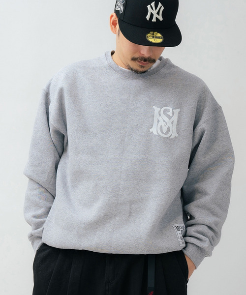 MFC STORE（エムエフシーストア）の「MFC STORE MSLOGO CREWNECK GLOW IN THE DARK（スウェット・メンズ・ブラック/ネイビー/グレー・L/XL/M）」の2枚目の写真