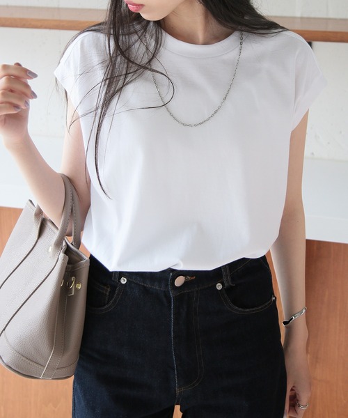 HANES(ヘインズ)の「【Hanes】スリーブレスTee HW3-Z102 / HW3-B102(Tシャツ/カットソー・レディース・ブラック/ホワイト/ライトブルー/グレイッシュベージュ/ベージュ/チャコールグレー・FREE)」の1枚目の写真