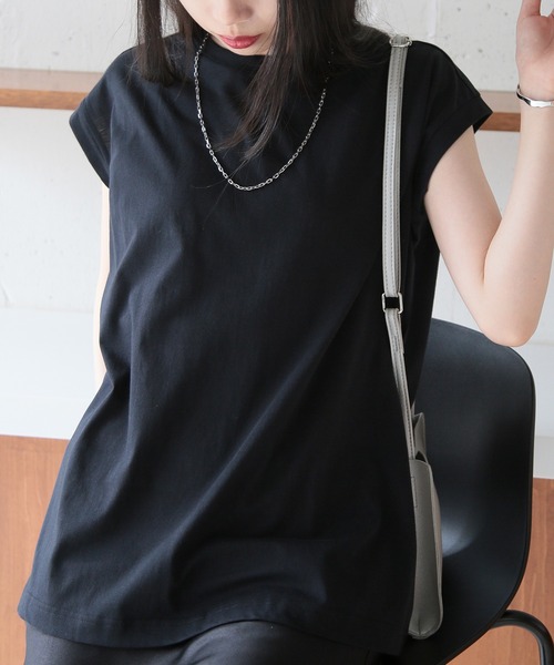 HANES(ヘインズ)の「【Hanes】スリーブレスTee HW3-Z102 / HW3-B102(Tシャツ/カットソー・レディース・ブラック/ホワイト/ライトブルー/グレイッシュベージュ/ベージュ/チャコールグレー・FREE)」の2枚目の写真