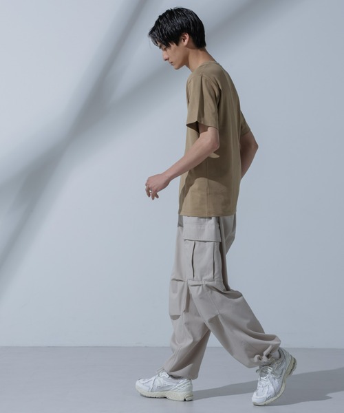 NANO universe(ナノユニバース)の「Anti Soaked(R) 汗染み防止 VネックTシャツ(Tシャツ/カットソー・メンズ・ブラック/ベージュ/ホワイト/トップグレー・M/S/XL/L)」の15枚目の写真