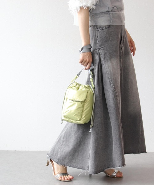 Three Four Time（ｽﾘｰﾌｫｰﾀｲﾑ）の「オーロラpuffポシェットBAG（ショルダーバッグ・レディース・アイボリー/ブラック/グリーン・FREE）」の13枚目の写真