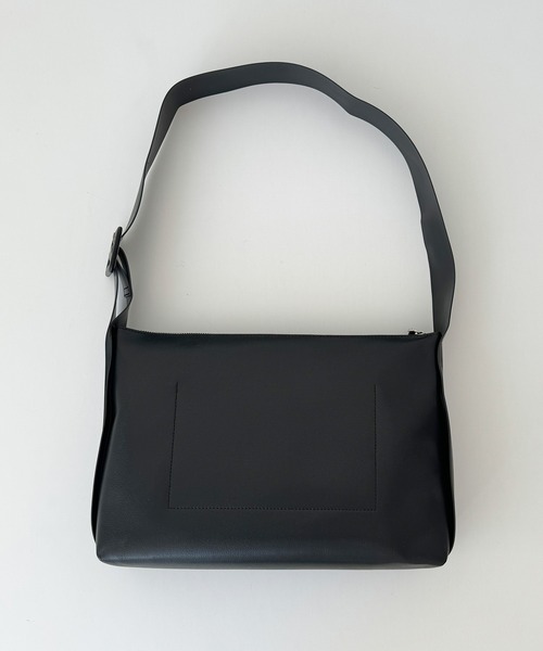 CANAL JEAN（キャナルジーン）の「diggity　ワイドベルトスクエアショルダーバッグ（ショルダーバッグ・レディース・ブラック・ONE SIZE）」の7枚目の写真