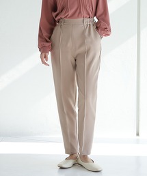 ピンタックストレッチテーパードパンツ