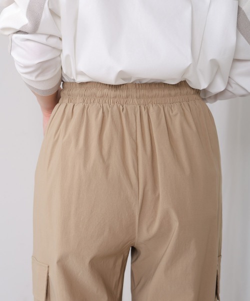 Bou Jeloud（ブージュルード）の「ストレッチカーゴパンツ（カーゴパンツ・レディース・ベージュ/ネイビー・38）」の12枚目の写真