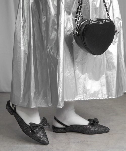 minia（ミニア）の「ハートチェーンミニショルダー（ショルダーバッグ・レディース・ブラック/シルバー/アイボリー・FREE）」の6枚目の写真