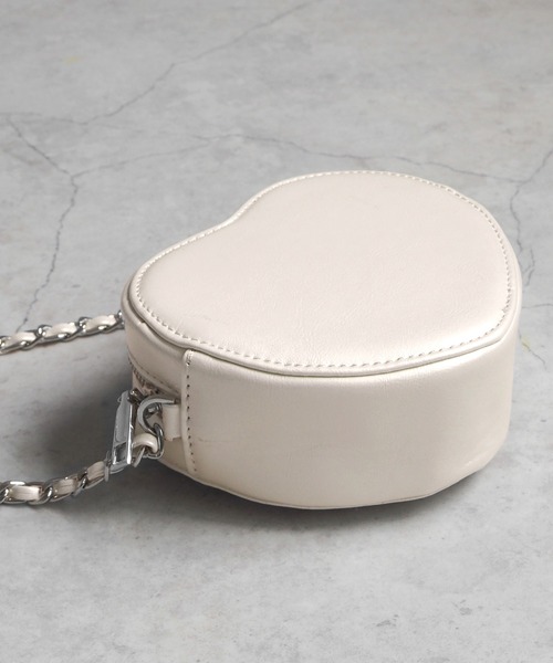 minia（ミニア）の「ハートチェーンミニショルダー（ショルダーバッグ・レディース・ブラック/シルバー/アイボリー・FREE）」の22枚目の写真