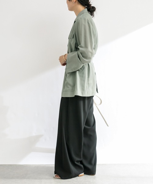 RIVE DROITE(リヴドロワ)の「シアーサファリジャケット(ミリタリージャケット・レディース・カーキ/ベージュ・FREE)」の14枚目の写真