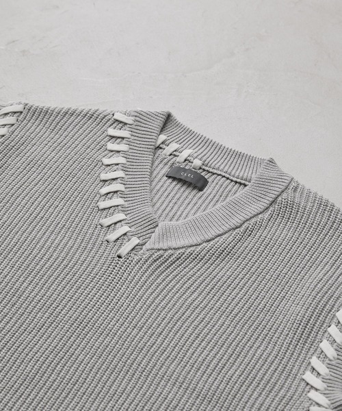 CLEL（クレイル）の「【CLEL】Hand Stitched Side Lace Knit Vest/ハンドステッチ サイドレースニットベスト（ベスト・メンズ・グレー/ブラック/ダークブラウン・XS/S/M/L）」の5枚目の写真