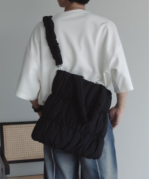 epnok(エプノック)の「2WAYシャーリングトートバッグ(ショルダーバッグ・メンズ・グレー/ブラック・ONE SIZE)」の17枚目の写真