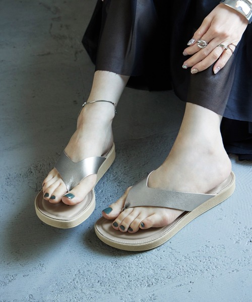 Fashion Letter(ファッションレター)の「日本製 トングサンダル スポサン レディース(サンダル・レディース・ホワイト/ブラック/シルバー・S/M/L/LL)」の16枚目の写真