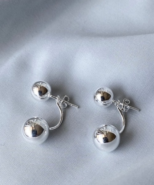 Aura（アウラ）の「[aura/オーラ] 2WAY MOVE BALL シルバーピアス（ピアス（両耳用）・レディース・シルバー・F）」の15枚目の写真
