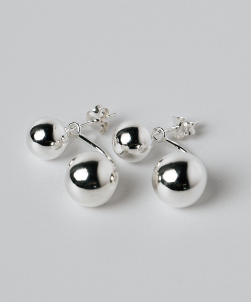 Aura（アウラ）の「[aura/オーラ] 2WAY MOVE BALL シルバーピアス（ピアス（両耳用）・レディース・シルバー・F）」の16枚目の写真
