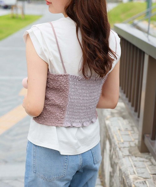 Girly Doll(ガーリードール)の「ビスチェキャミ+袖タックデザインTシャツ(Tシャツ/カットソー・レディース・ブルー/グレー/アイボリー/ブラック・F)」の16枚目の写真