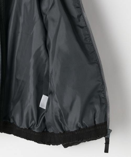 BAYFLOW（ベイフロー）の「[軽くてあったか♪] エアサーマルフードジャケット (KIDS)（ダウンジャケット/コート・キッズ・ブラック/カーキ/ブルー/パープル/ピンク・110cm/120cm/130cm/140cm/150cm）」の9枚目の写真