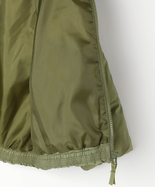 BAYFLOW（ベイフロー）の「[軽くてあったか♪] エアサーマルフードジャケット (KIDS)（ダウンジャケット/コート・キッズ・ブラック/カーキ/ブルー/パープル/ピンク・110cm/120cm/130cm/140cm/150cm）」の11枚目の写真