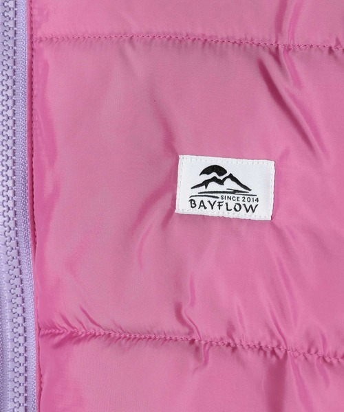 BAYFLOW（ベイフロー）の「[軽くてあったか♪] エアサーマルフードジャケット (KIDS)（ダウンジャケット/コート・キッズ・ブラック/カーキ/ブルー/パープル/ピンク・110cm/120cm/130cm/140cm/150cm）」の17枚目の写真