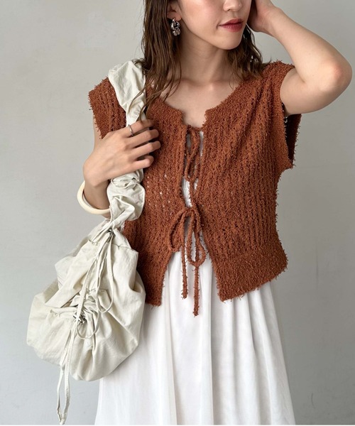 archives（アルシーヴ）の「ナイロンギャザーショルダー（ショルダーバッグ・レディース・モカ/アイボリー/ブラック・FREE）」の17枚目の写真