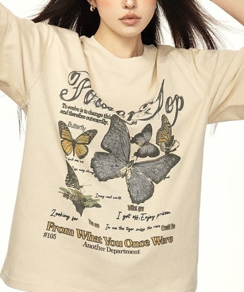 Achic(アシック)の「バタフライプリントTシャツ(Tシャツ/カットソー・レディース・ホワイト/ベージュ・M)」の9枚目の写真