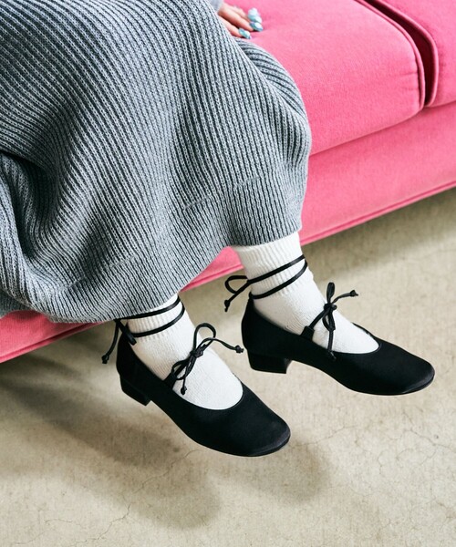 FREAK'S STORE（フリークスストア）の「限定展開　ROVERETO/ロベレート　2way リボン パンプス（フラットシューズ）（パンプス・レディース・ナチュラル/ブラック・36/37/38）」の16枚目の写真