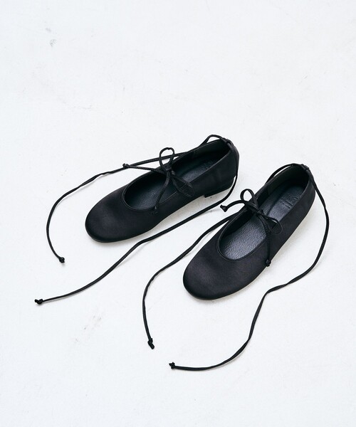 FREAK'S STORE（フリークスストア）の「限定展開　ROVERETO/ロベレート　2way リボン パンプス（フラットシューズ）（パンプス・レディース・ナチュラル/ブラック・36/37/38）」の18枚目の写真