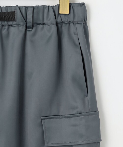 ANY SIS(エニィスィス)の「【WEB・一部店舗限定】サテンカーゴ スカート(スカート・レディース・グレー系/カーキ系・2/3/1)」の17枚目の写真