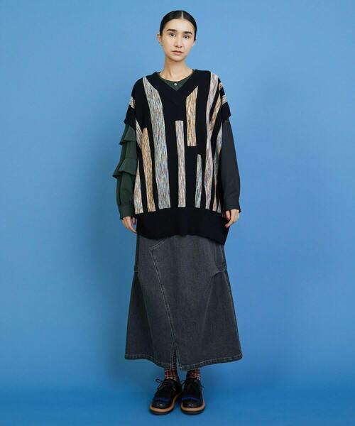 FRAPBOIS（フラボア）の「グラーデベスト（ベスト・レディース・オフホワイト/ブラック・1）」の5枚目の写真