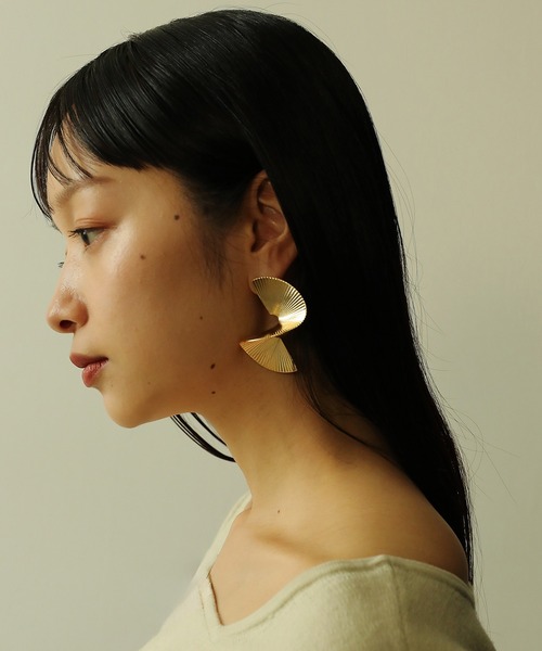 スパイラル エレガント ピアス（ピアス（両耳用））｜voov（ブーブ）の