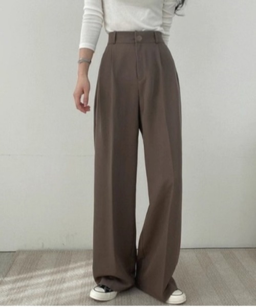 FREE STYLISTS(フリー スタイリスト)の「Y2K テーラードパンツスーツ 上下セット(セットアップ・レディース・ブラック/ダークブラウン/オフホワイト/ライトブラウン・S/M/L)」の17枚目の写真
