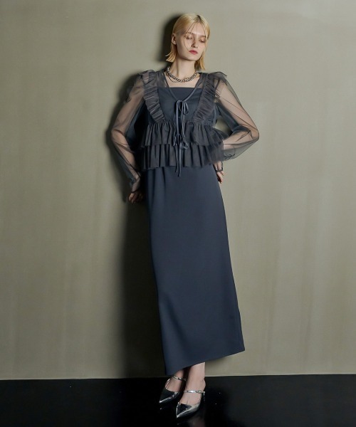 et.UNiVER（エトユニベール）の「Frill vest pencil dress